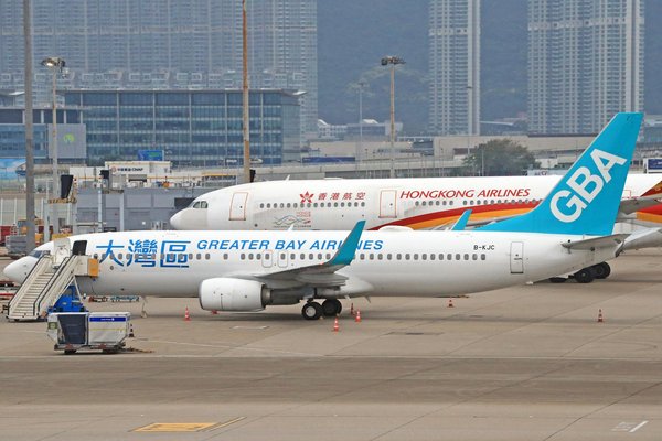 Camping vs. hôtellerie en Loire: pour quel type d'hébergement opter ?